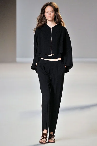 Look 25